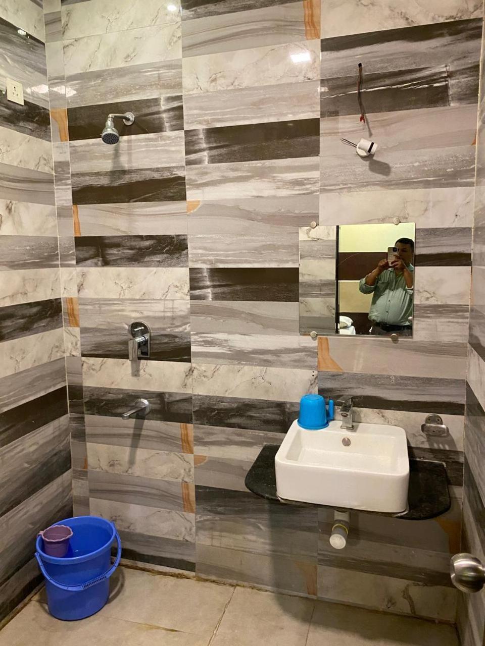 Hotel Skylark ナーグプル エクステリア 写真